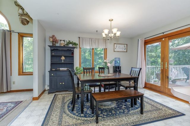 76 Hampstead Road, Danville, NH 03819