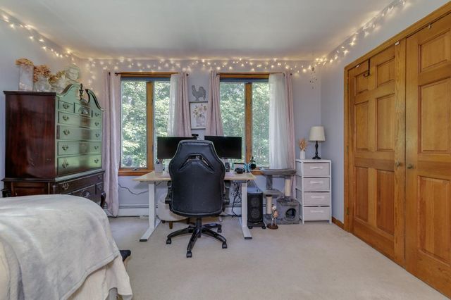 76 Hampstead Road, Danville, NH 03819