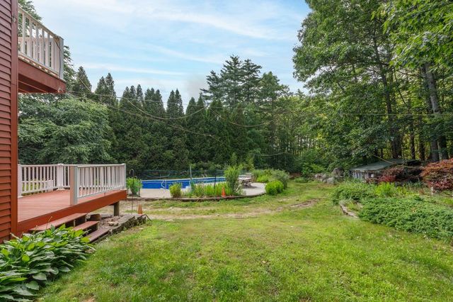 76 Hampstead Road, Danville, NH 03819