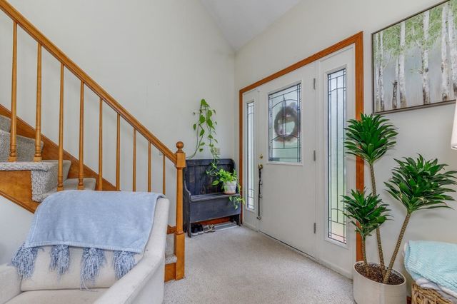 76 Hampstead Road, Danville, NH 03819