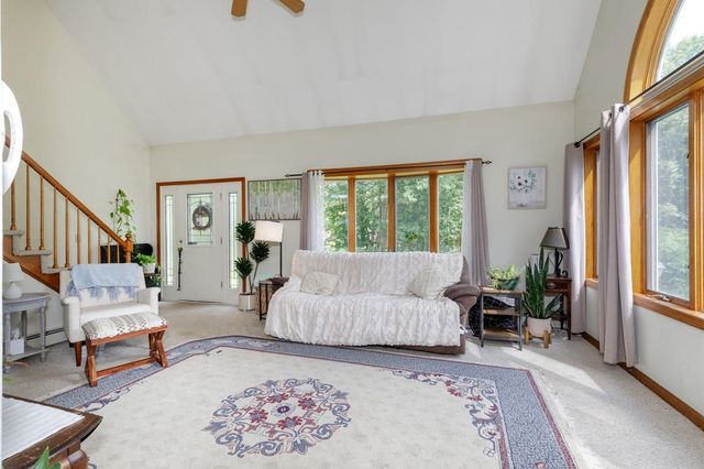 76 Hampstead Road, Danville, NH 03819