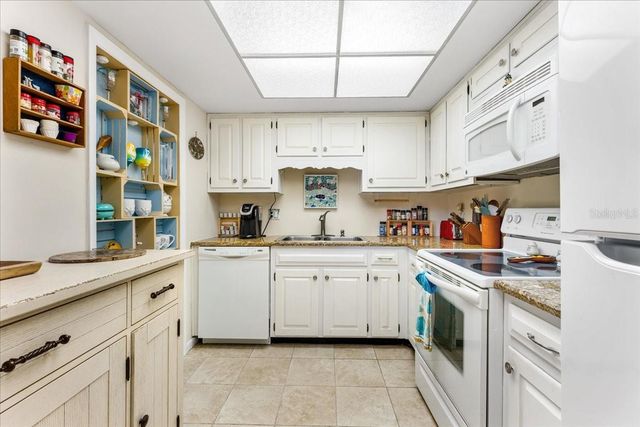 5020 BRITTANY DRIVE S 118, St Petersburg, FL 33715