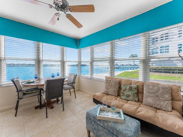 5020 BRITTANY DRIVE S 118, St Petersburg, FL 33715