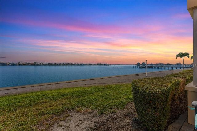 5020 BRITTANY DRIVE S 118, St Petersburg, FL 33715