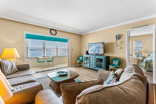 5020 BRITTANY DRIVE S 118, St Petersburg, FL 33715