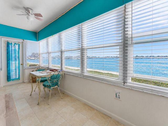 5020 BRITTANY DRIVE S 118, St Petersburg, FL 33715
