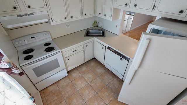 5890 NW 64th Avenue 308, Tamarac, FL 33319