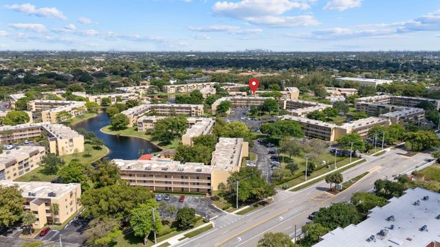 5890 NW 64th Avenue 308, Tamarac, FL 33319