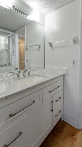 5890 NW 64th Avenue 308, Tamarac, FL 33319