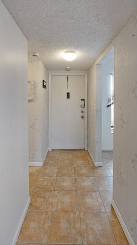 5890 NW 64th Avenue 308, Tamarac, FL 33319