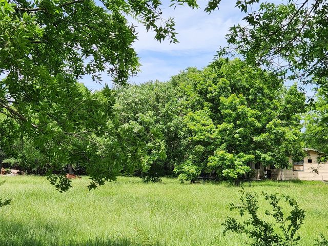 309 Vickie Lane, Gunter, TX 75058