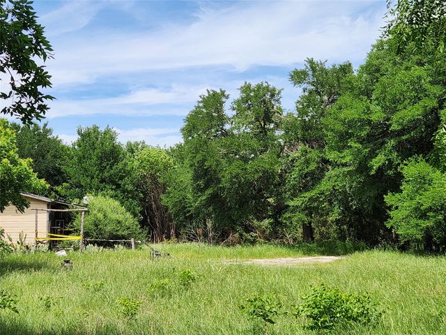 309 Vickie Lane, Gunter, TX 75058
