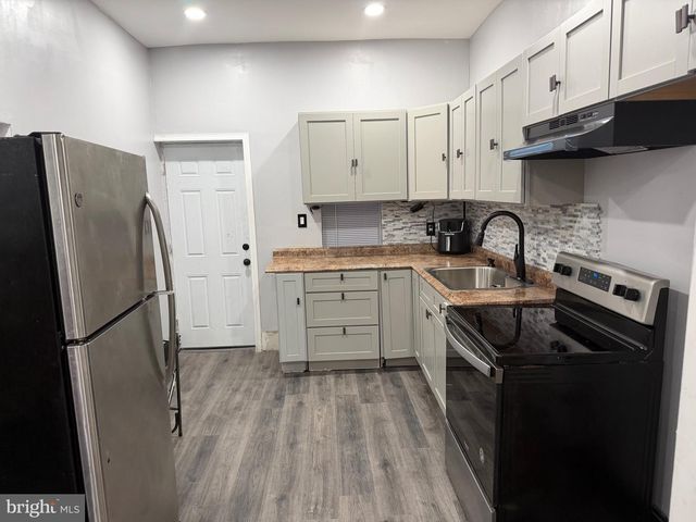 2847 N MASCHER ST, Philadelphia, PA 19133