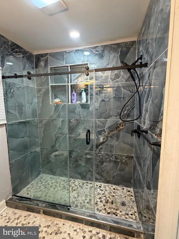 2847 N MASCHER ST, Philadelphia, PA 19133