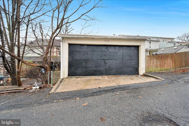 320 SPRING GARDEN ST, Pottsville, PA 17901