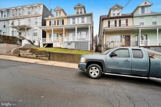 320 SPRING GARDEN ST, Pottsville, PA 17901