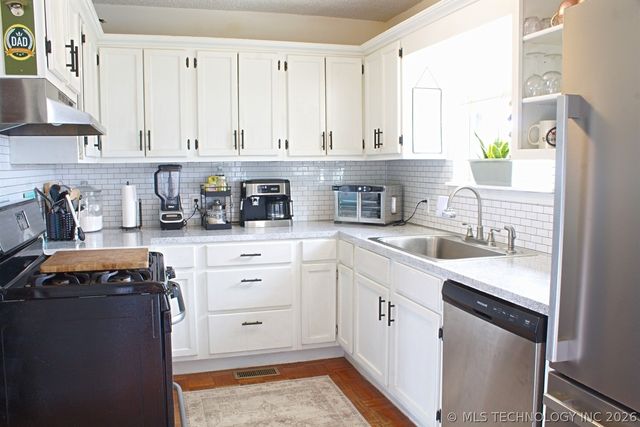 12386 W 81st Street S, Sapulpa, OK 74066