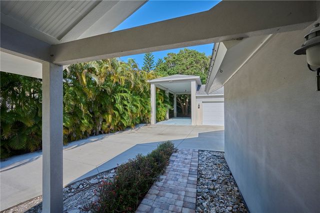 13265 Old Dixie Highway, Sebastian, FL 32958