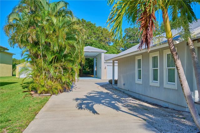 13265 Old Dixie Highway, Sebastian, FL 32958