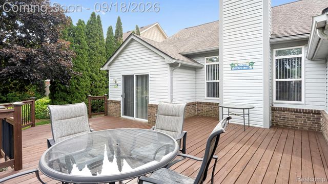 24660 Christina Drive, Brownstown Charter Township, MI 48134