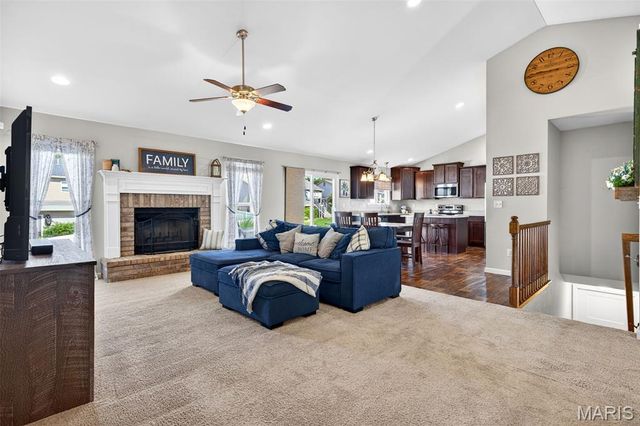309 Turkey Roost Lane, Troy, MO 63379