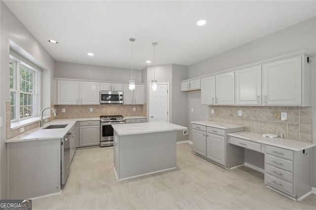 770 Glastonbury Court, Cumming, GA 30041