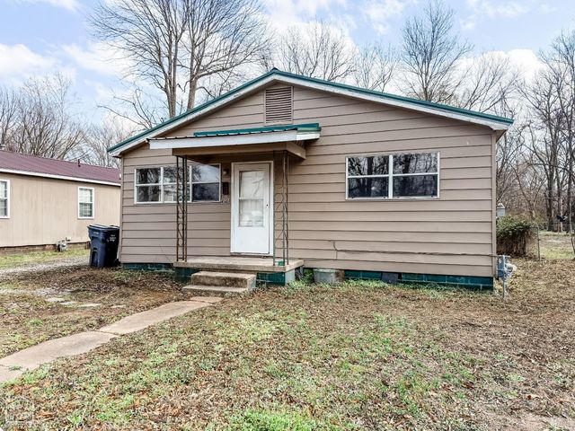 414 NE 4th Street, Walnut Ridge, AR 72476