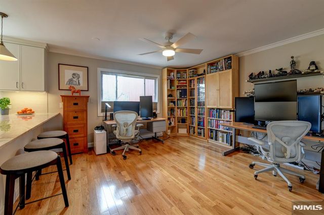 598 Sanderling Court, Secaucus, NJ 07094