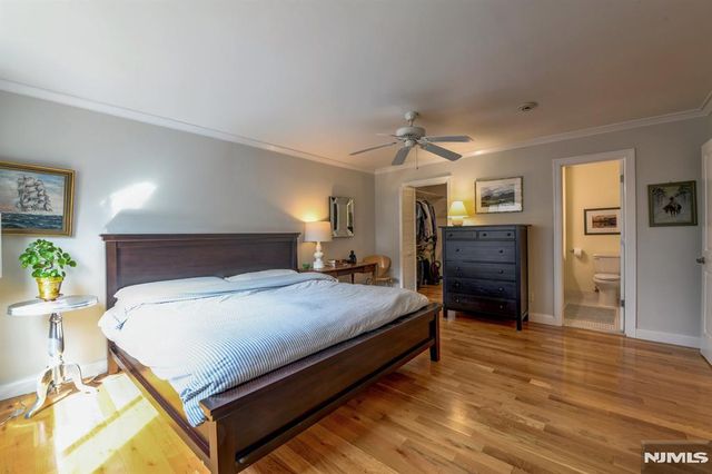 598 Sanderling Court, Secaucus, NJ 07094