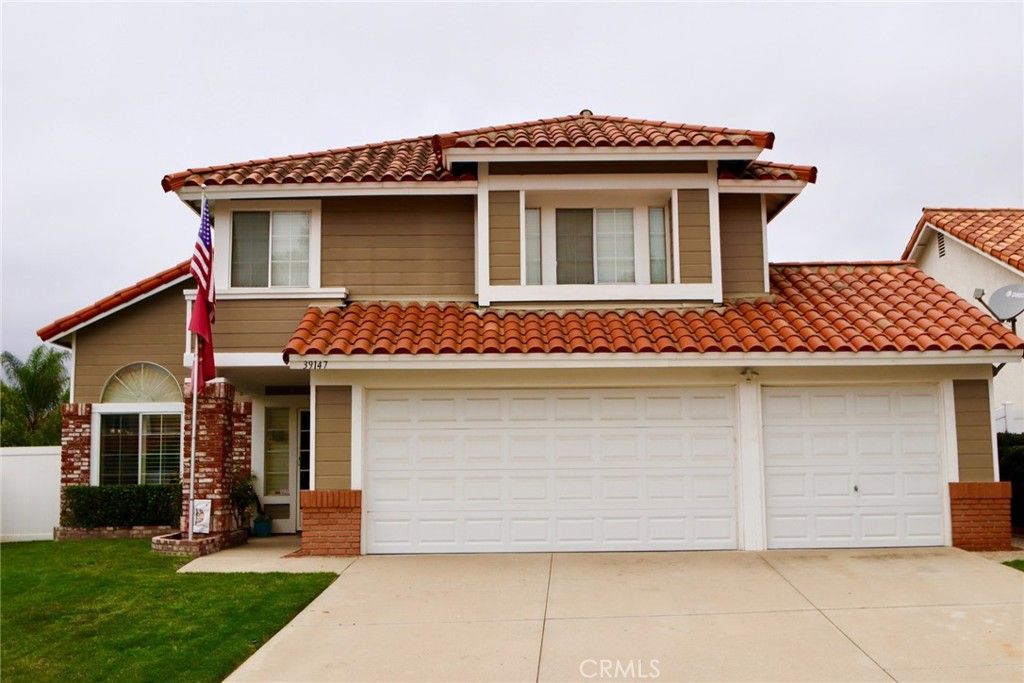 Image 1 of property listing at 39147 Via Pamplona, Murrieta, CA 92563