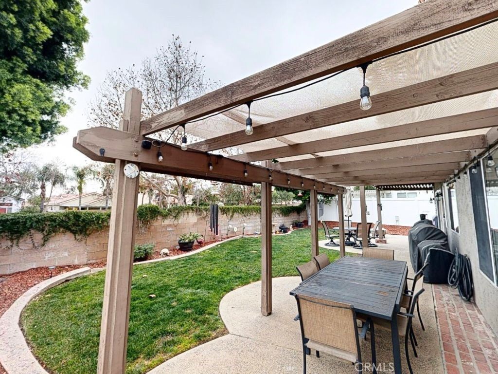 Image 26 of property listing at 39147 Via Pamplona, Murrieta, CA 92563