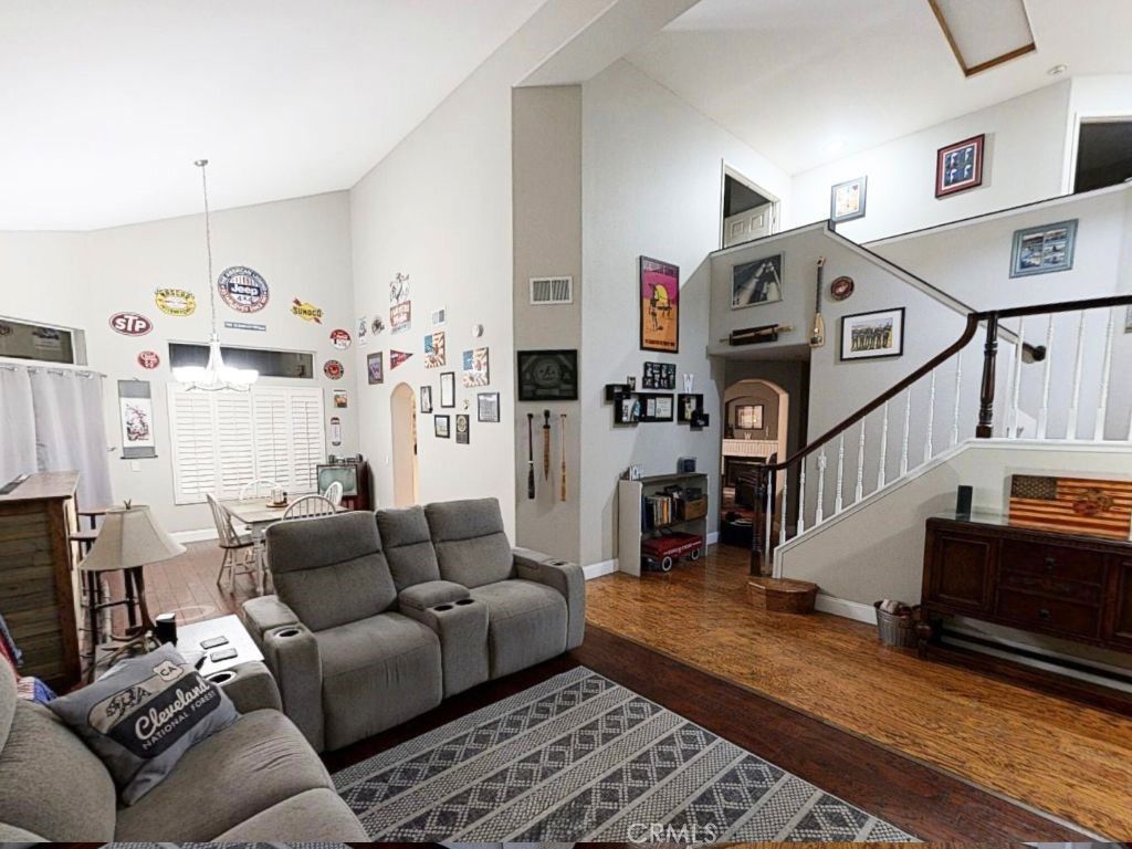 Image 3 of property listing at 39147 Via Pamplona, Murrieta, CA 92563