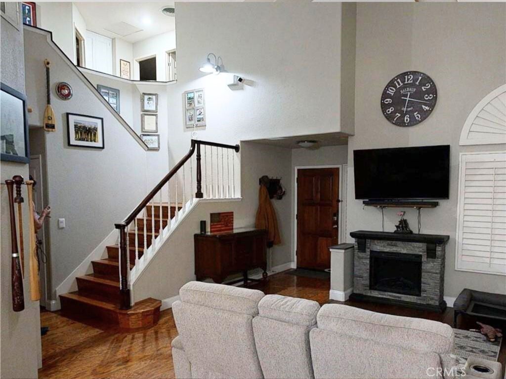 Image 5 of property listing at 39147 Via Pamplona, Murrieta, CA 92563