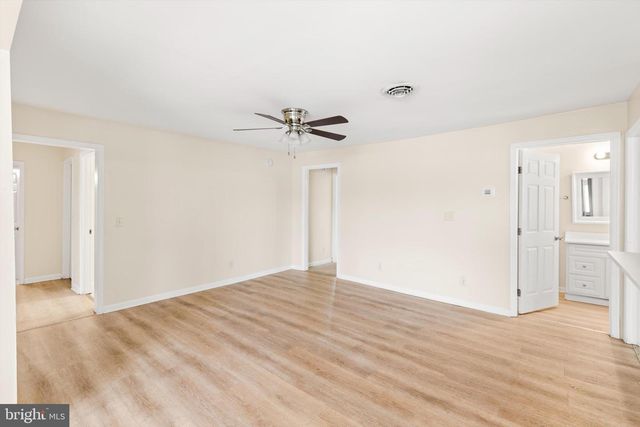 308 E CEDAR LN, Fruitland, MD 21826