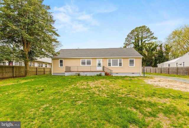 308 E CEDAR LN, Fruitland, MD 21826
