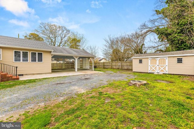308 E CEDAR LN, Fruitland, MD 21826