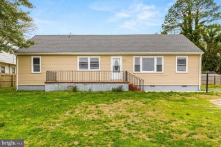 308 E CEDAR LN, Fruitland, MD 21826