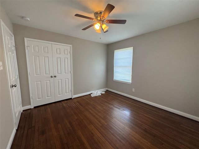 814 Globe Street, Houston, TX 77034