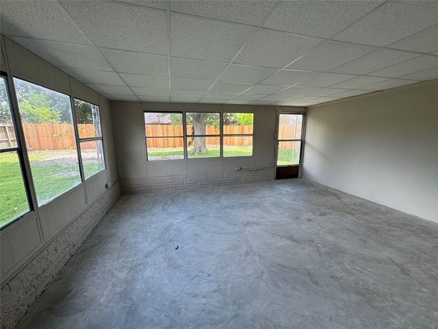 814 Globe Street, Houston, TX 77034