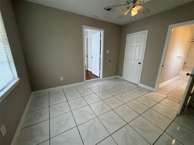 814 Globe Street, Houston, TX 77034