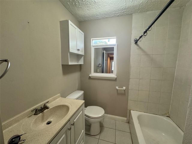 814 Globe Street, Houston, TX 77034