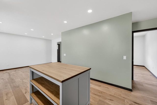 5736 Pembroke Drive, Fitchburg, WI 53711