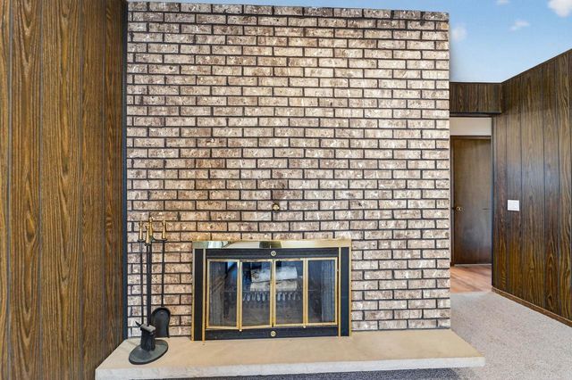 5736 Pembroke Drive, Fitchburg, WI 53711