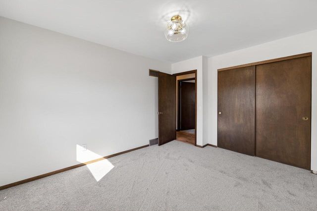 5736 Pembroke Drive, Fitchburg, WI 53711