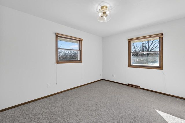 5736 Pembroke Drive, Fitchburg, WI 53711