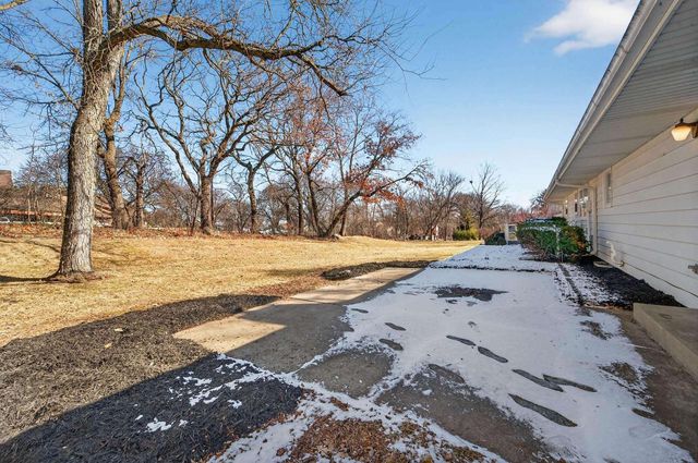 5736 Pembroke Drive, Fitchburg, WI 53711