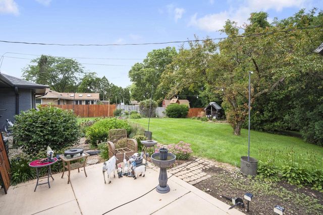 3414 W Pelican LANE, Brown Deer, WI 53209