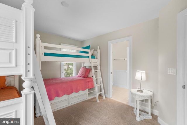 7 S 9TH ST, South Bethany, DE 19930