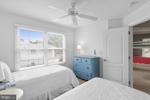 7 S 9TH ST, South Bethany, DE 19930