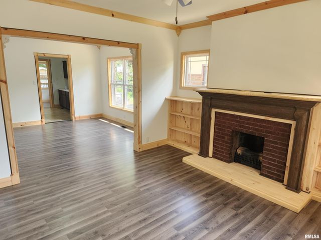 2028 S 4TH Street, Springfield, IL 62703